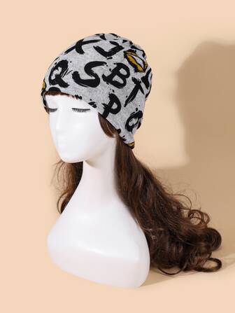 嘴唇和字母圖案豆豆帽