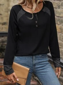 SHEIN LUNE Quarter Button Raglan Sleeve Tee Graphic Tees Women Tops - Black - View 3