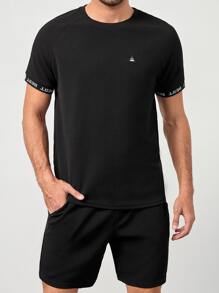 GENTILAND 男士字母圖案貼布細節T恤和運動短褲 - 黑色 - 查看 1