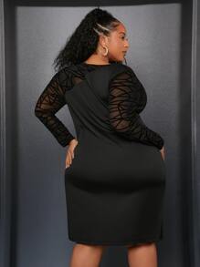 SHEIN CURVE+ Plus Geo Mesh Sleeve Split Thigh Dress - Black - View 2