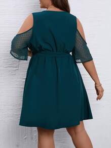 SHEIN Clasi Đầm Plus Size Thắt lưng Cắt ra Trọn gói màu trơn Giải trí - Màu xanh ngọc - Xem 2