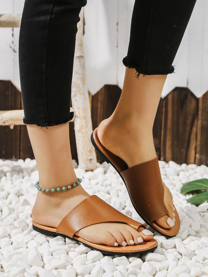 Madden girl toe ring sandal hotsell