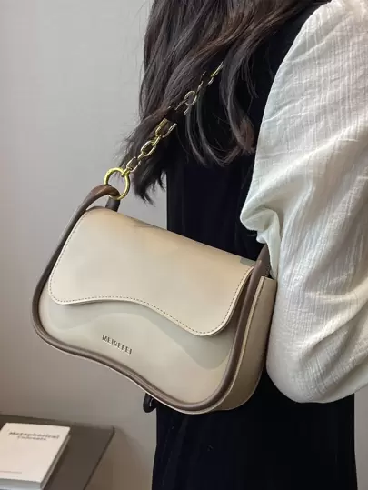 時尚、極簡、休閒、字母浮雕鏈帶裝飾的封口方形包,適用於女孩、少女