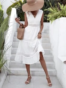 Aveloria Vestido con encaje bajo con fruncido