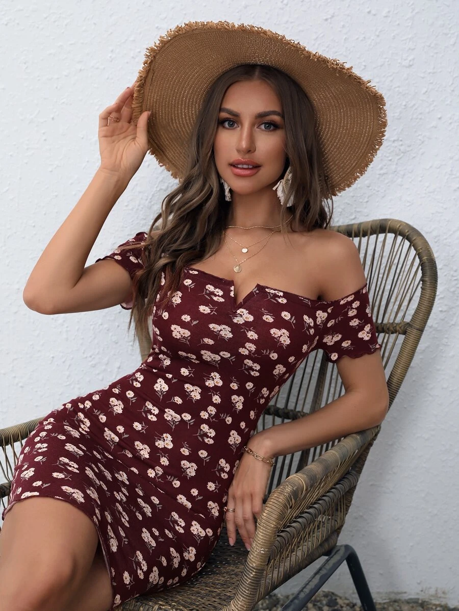 SHEIN VCAY 一字肩木耳邊小碎花洋裝 - 紫紅色 - 查看 1