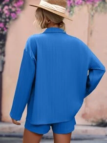 Breezaya 落肩袖襯衫和繞頸短上衣和短褲