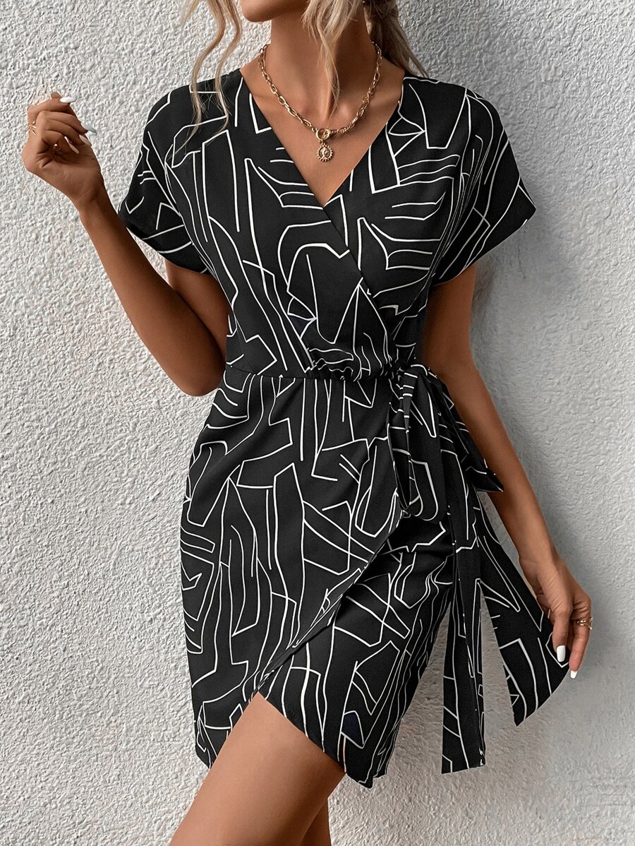 Robe Portefeuille Psychédélique SHEIN En Vert - Taille 42 - Parfaite Pour Un Look Casual