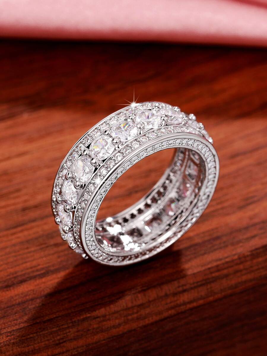 1 chiếc nhẫn đá Cubic Zirconia tinh tế, thích hợp làm quà tặng Ngày Valentine hoặc trang sức dự tiệc cưới cho nữ.