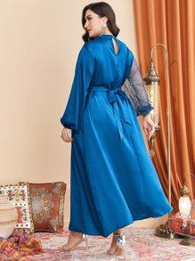 Al Najma 大碼網紗拼接亮片細節小高領燈籠袖緞面連衣裙 - 藍色 - 查看 2