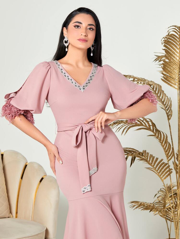 Contrast Sequin Puff Sleeve Dress
