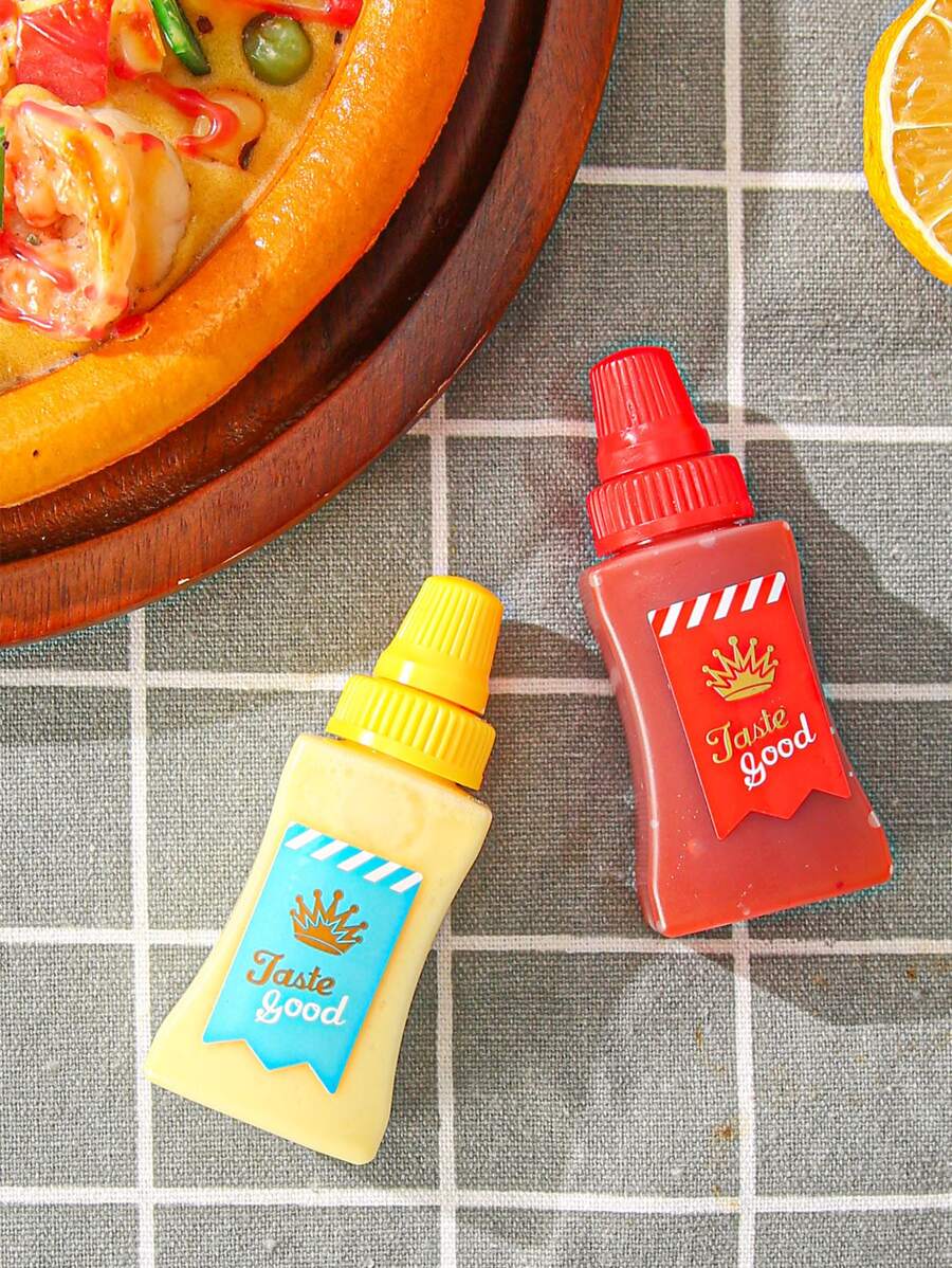 2pcs/Set Portable PP Seasoning Squeeze Bottle, Yellow & Red Squeeze Bottle For Kitchen, Thanksgiving Day Gift, Harvest Festival, Family Dinner - Red - View 1
