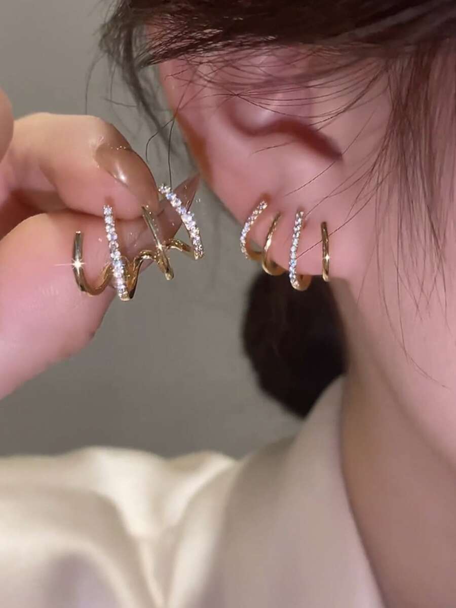 水鑽裝飾耳釘 - 金黃色 - 查看 1