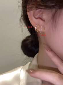 水鑽裝飾耳釘 - 金黃色 - 查看 3