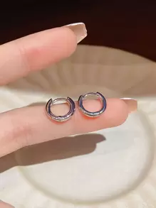 Minimalist Hoop Earrings - Silver - View 2