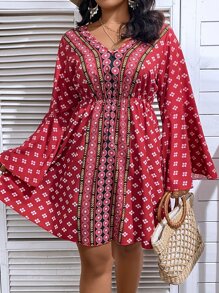 SHEIN Holidaya Plus Geo Print Trumpet Sleeve Dress - Multicolor - View 3