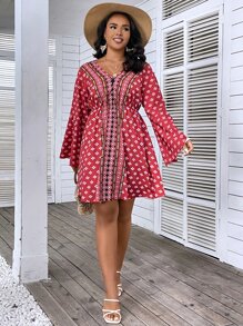 SHEIN Holidaya Plus Geo Print Trumpet Sleeve Dress - Multicolor - View 6