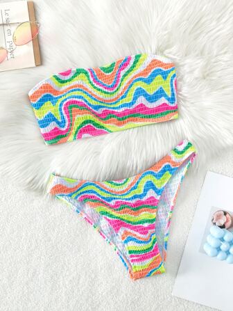 Conjunto de bikini bandeau con estampado completo ahumado para playa de verano