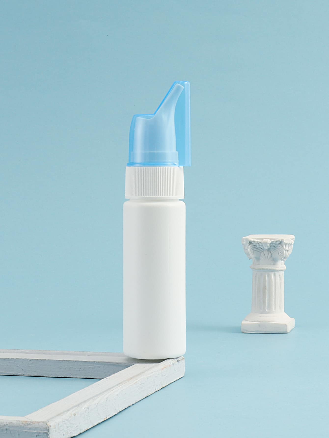 70ML Portable Nasal Sprayer Empty Nasal Spray Bottle Mini Mist Spray Bottle for Travel Home Refillable Storage Container - Multicolor - View 1