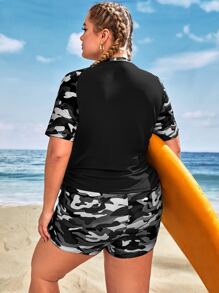 Swim SPRTY Set tankini con estampado de camuflaje Camisa nadar de manga raglán corta & Shorts 2 piezas rashguard Traje de baño - Multicolor - Ver 2