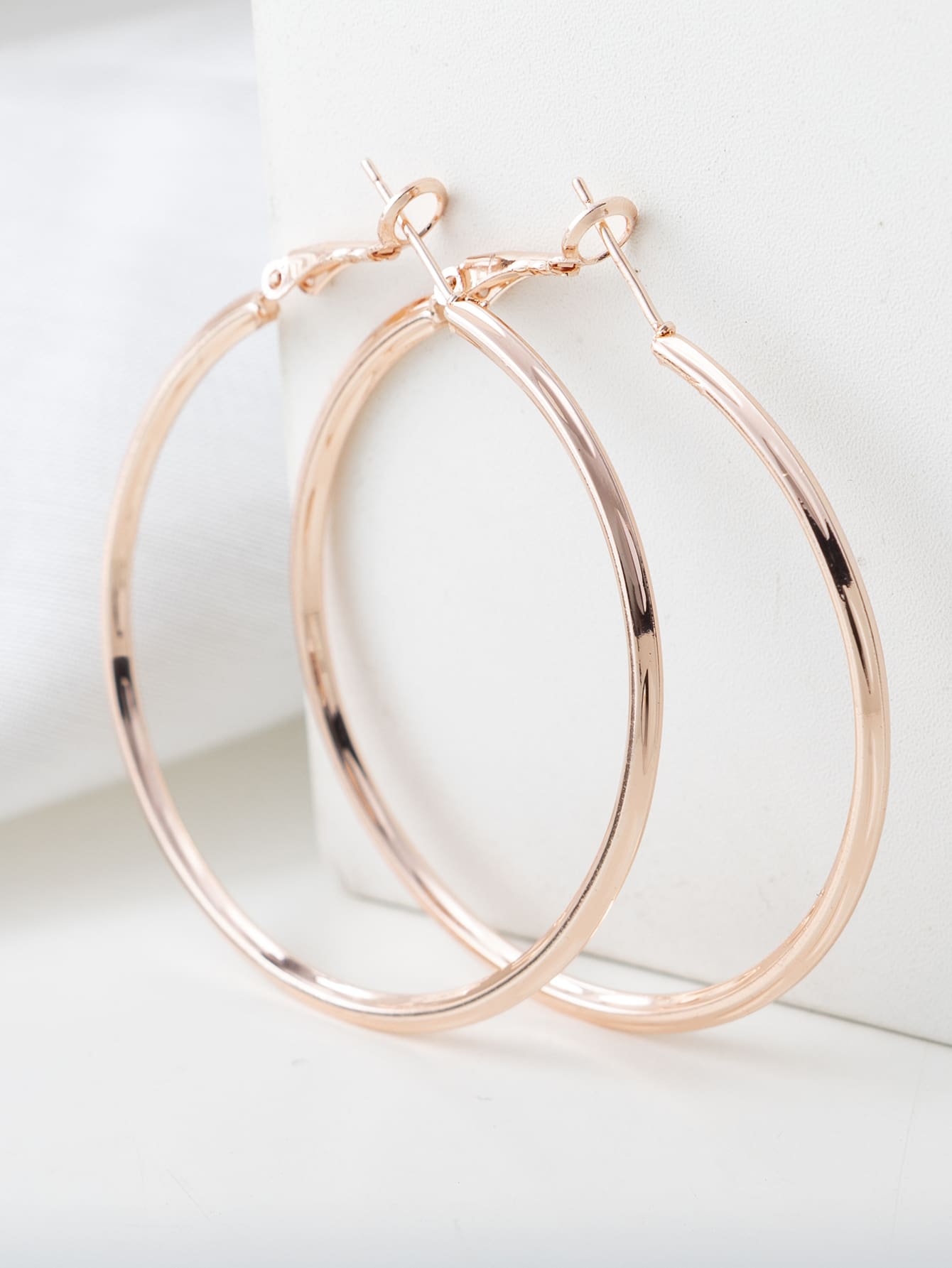 1 Pair Fashionable Twisted Heart Circle Hoop Earrings, Minimalist Design Metal Earrings, Versatile For Daily, Parties, Gifts