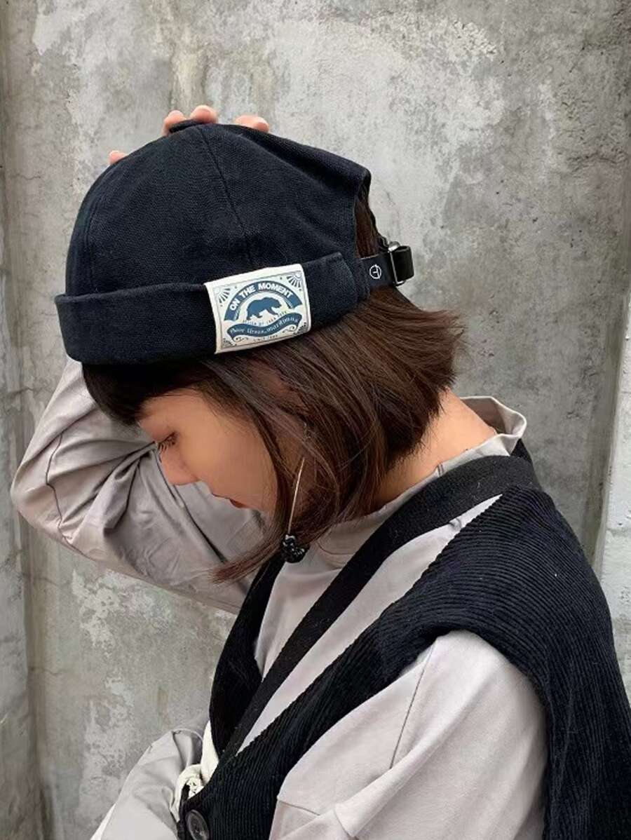 字母貼飾地主帽 - 黑色 - 查看 1