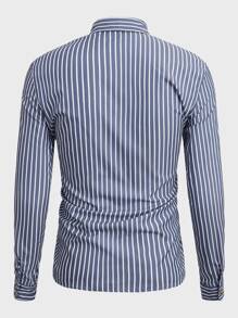 Manfinity NXTstreet Men Striped Print Button Up Shirt - Blue and White - View 2