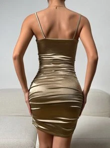 SHEIN Allurite 褶邊圍裹下擺緞面吊帶緊身連衣裙