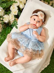 Baby Mesh Bow Front Contrast Layer Lace Hem Peplum Top & Shorts