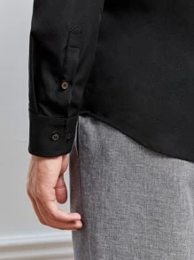 Manfinity NiteLyfe 男士素色前紐扣襯衫 - 黑色 - 查看 3