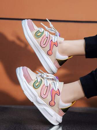 女孩撞色抽繩設計戶外老爹鞋