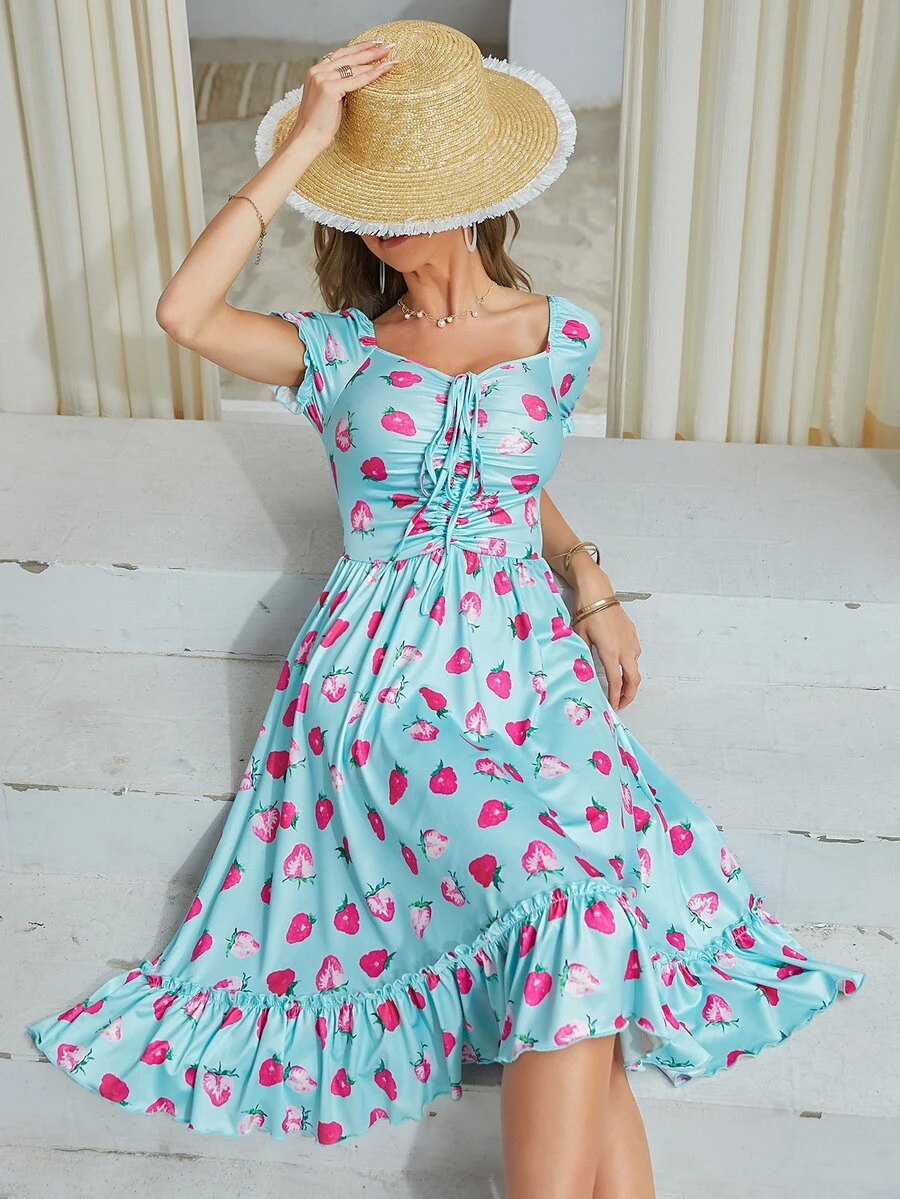 Vestido con estampado de fresa escote corazón bajo con fruncido - Multicolor - Ver 1