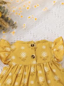 Baby Floral Print Guipure Lace Ruffle Trim Blouse & Shorts - Mustard Yellow - View 4
