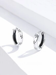 ESBERRY 一对复古星形耳环，女士S925纯银白色优雅首饰，适合日常佩戴，是馈赠佳品。