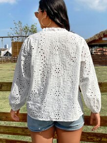 SHEIN LUNE 大碼網眼刺繡缺口領燈籠袖網眼刺繡襯衫 - 白色 - 查看 2