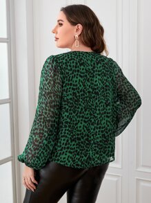 SHEIN Clasi Blusa con estampado de cuello con abertura de ojo de manga farol - Verde - Ver 2