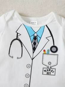 SHEIN Đứa bé trai Bác sĩ In Trang phục Bodysuit - trắng - Xem 9
