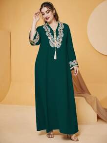 Al Najma Plus Floral Embroidery Tassel Trim Dress - Dark Green - View 5