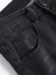 Manfinity Men Cat Scratch Bermuda Denim Shorts - Black - View 5