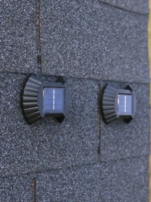 1入組壁掛式太陽能戶外草坪燈8LED太陽能壁燈用於花園庭院裝飾