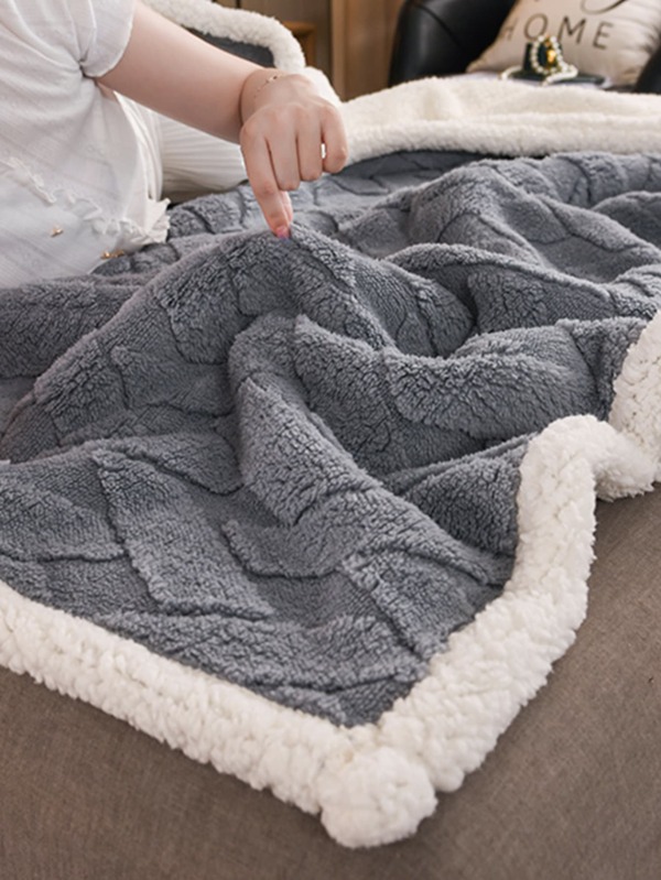 Plain Fleece Blanket SHEIN UK