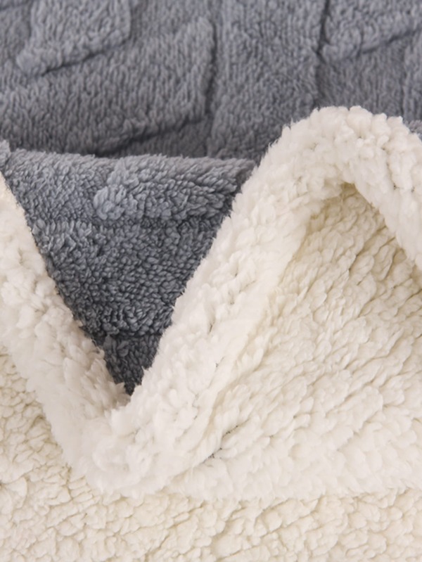 Plain Fleece Blanket SHEIN UK