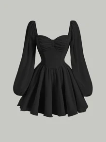 SHEIN MOD Vestido Negro De Manga Larga Suelta Con Cuello En Forma De Corazón, Mangas De Farol Y Busto Fruncido - Negro - Ver 1
