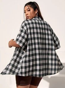 SHEIN EZwear Plus Plaid Print Drop Shoulder Shirt - Black and White - View 3