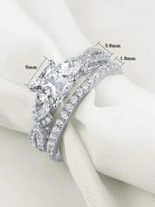 AIHUASI مجموعة خواتم زفاف من الفضة الإسترليني 925 عبارة عن قطعتين للنساء بحجر الزيركونيا عالية الجودة بقطعة 0.8 قيراط بقطع الألماس بتصميم الأميرة بمقاس 6 * 6 مم، مجوهرات رومانسية هدية عيد الحب