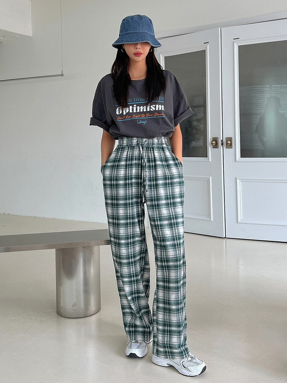 Letter Graphic Drop Shoulder Tee