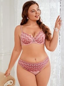 Plus Geo Embroidery Mesh Underwire Lingerie Set - Dusty Pink - View 5