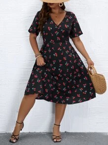 SHEIN LUNE Plus Cherry Print V Neck Dress - Black - View 1