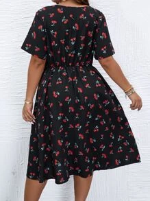 SHEIN LUNE Plus Cherry Print V Neck Dress - Black - View 2