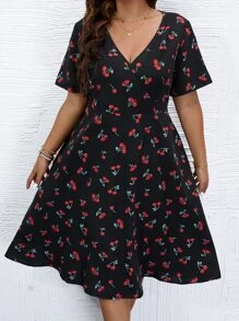 SHEIN LUNE Plus Cherry Print V Neck Dress - Black - View 4