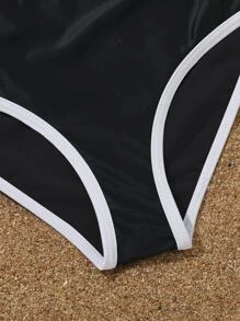 Tween Girl Butterfly Print Contrast Binding Bikini Set With Beach Shorts Summer Beach - Black - View 5